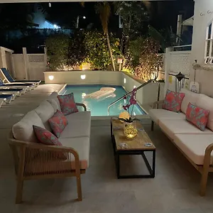 Holiday home Nanpa, Luxury Family Three Bed Villa, St West Coast, Private Pool