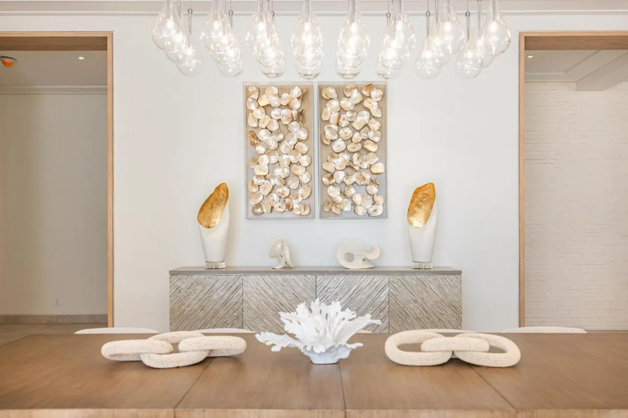 One Beachlands - Luxury Beachfront Mansion Saint James Barbados