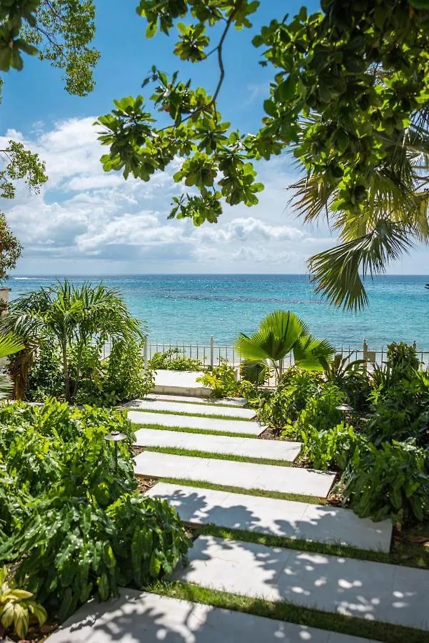 Villa One Beachlands - Luxury Beachfront Mansion Saint James Barbados